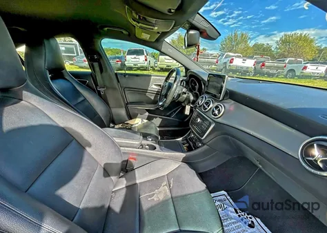 2015 Mercedes-Benz Cla 250 z USA, uszkodzony, nr VIN WDDSJ4EBXFN222571